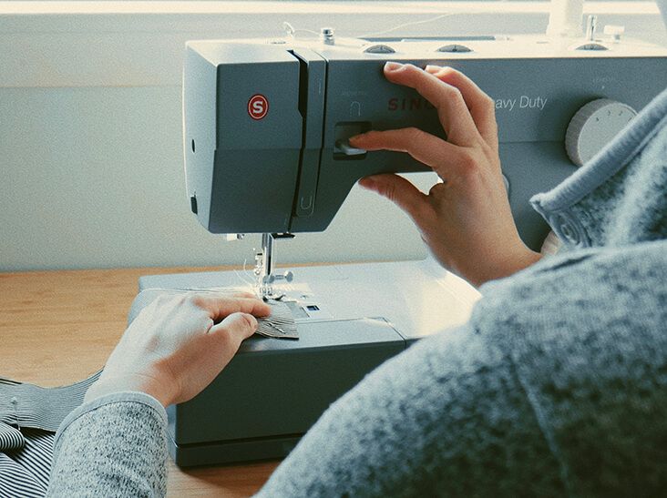 SINGER Sewing Machines